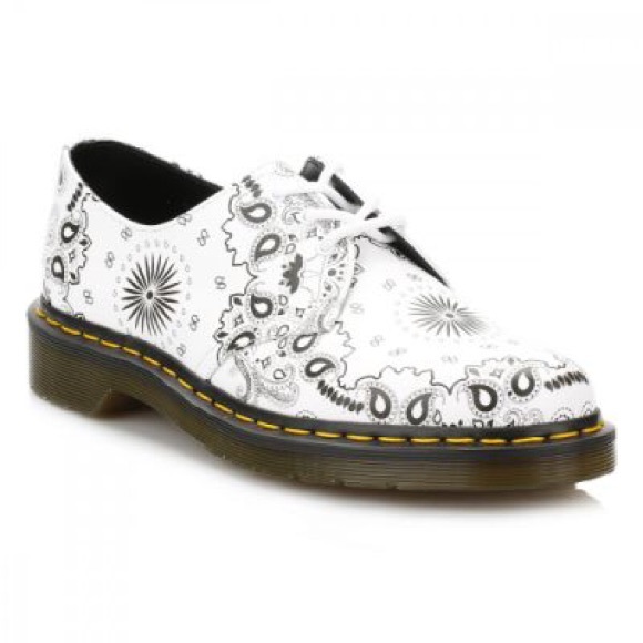 🔥Dr Martens Unisex 1461 Bandana Print 3 Eye NWT - Picture 4 of 12